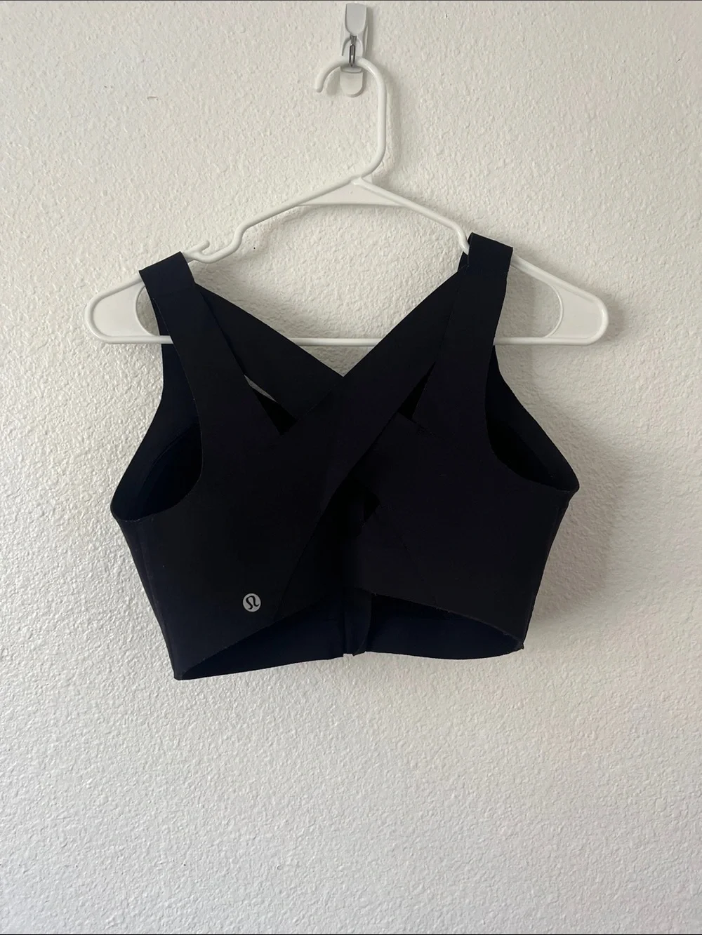 Lululemon Black Elite Weave-Back Sports Bra Size 34E